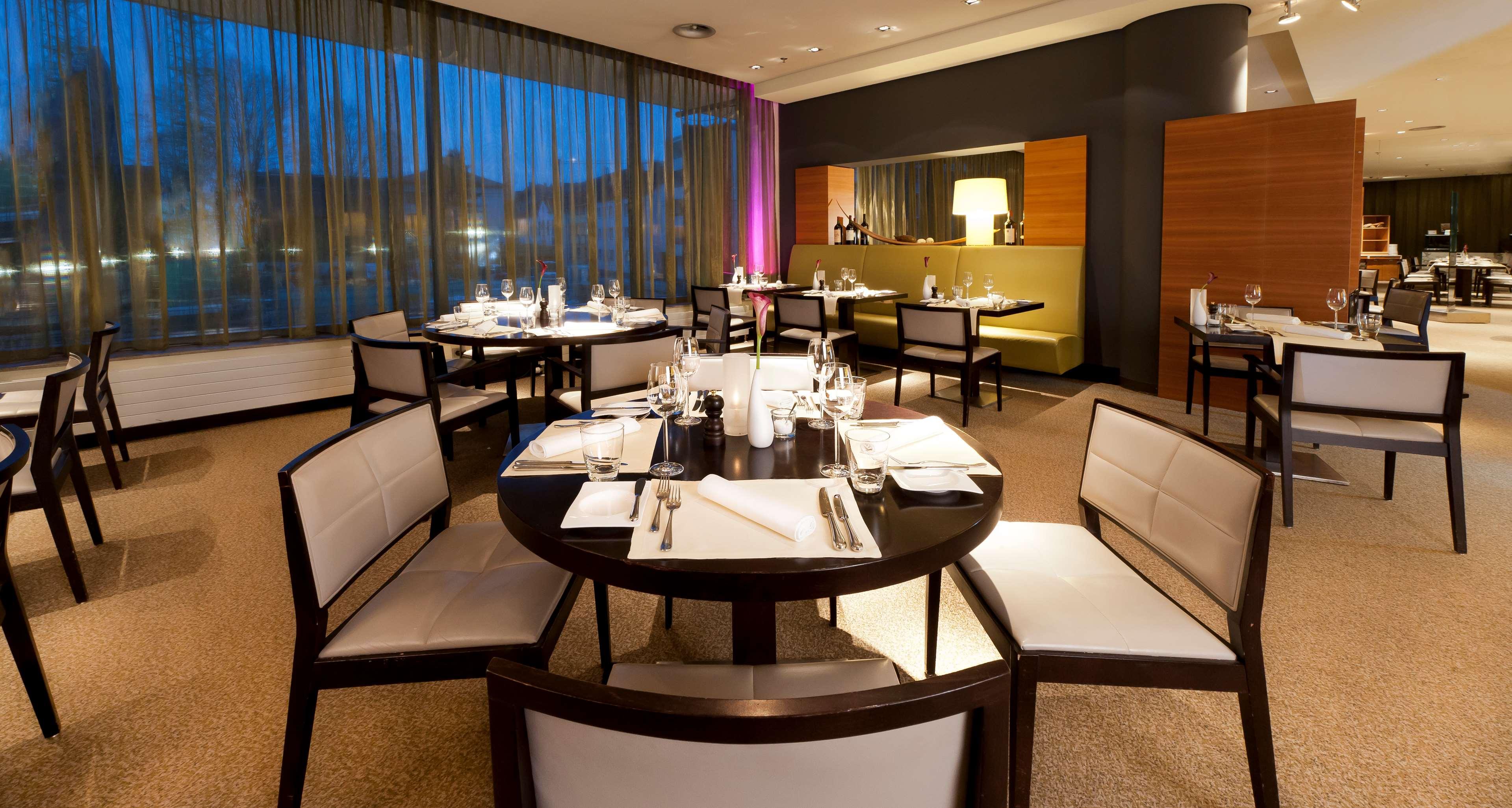 Dorint Hotel Am Heumarkt Koeln Restoran gambar